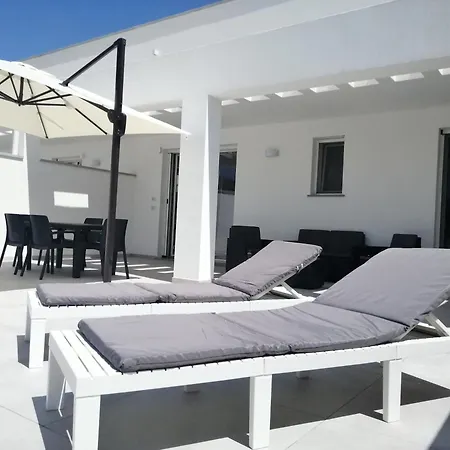 Sabbia D'oro Apartment *